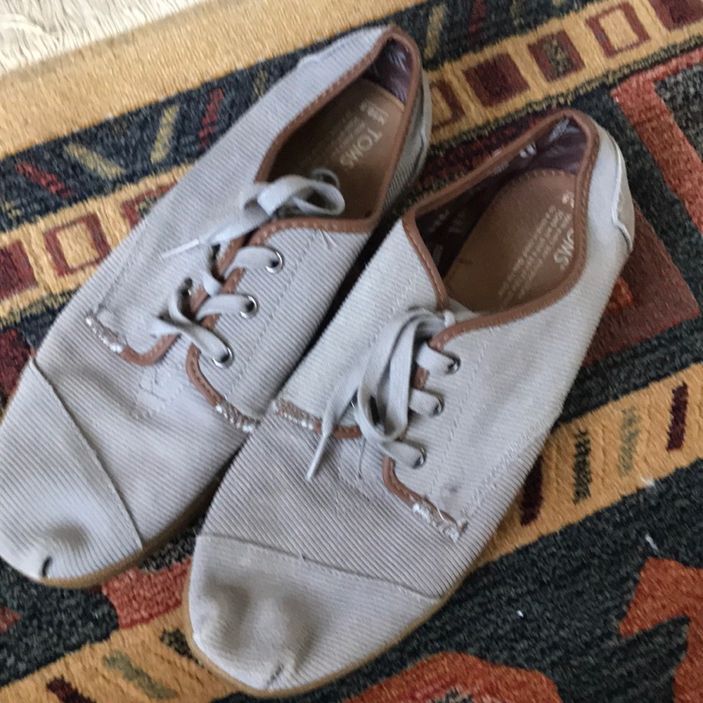 Toms size 10.5